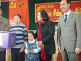 Bộ trưởng Phạm Thị Hải Chuyền thăm và tặng quà Tết cho Trung tâm Bảo trợ Xã hội tỉnh Hà Nam 
